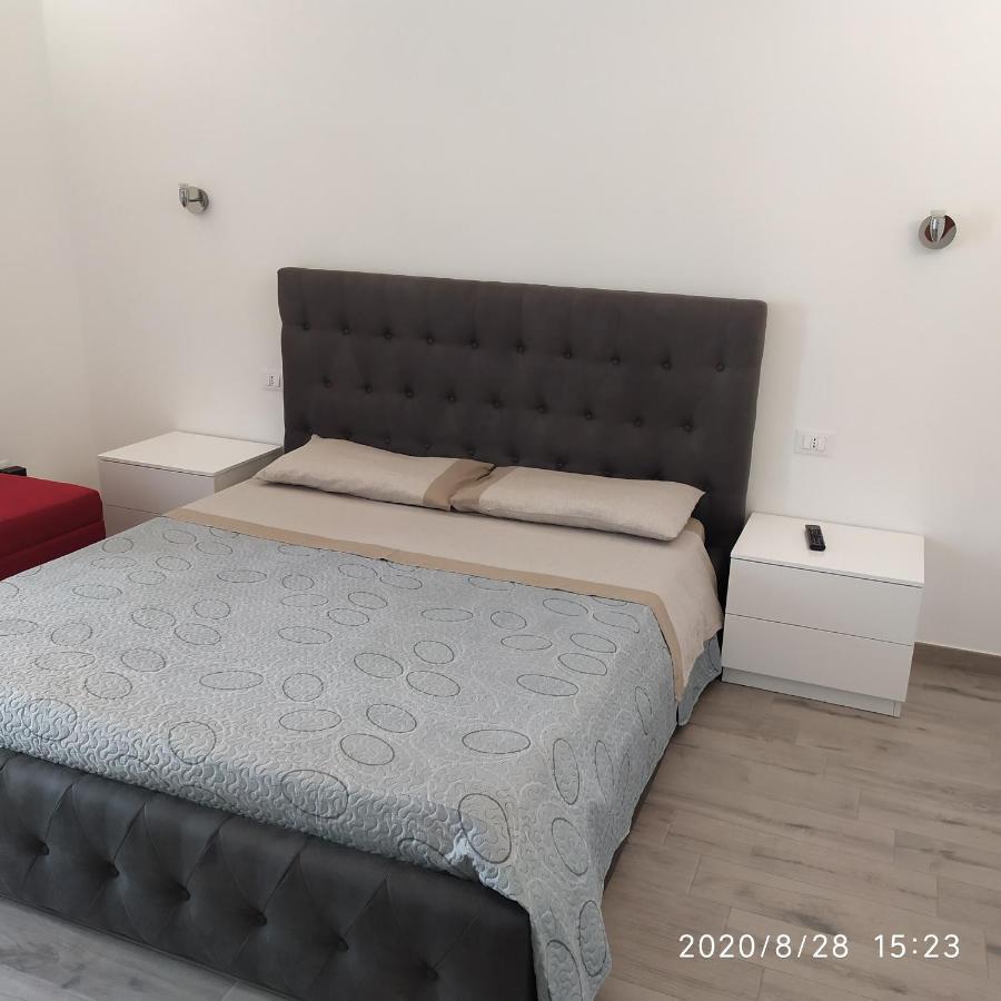 Casa Vacanze Dany Tarente Buitenkant foto